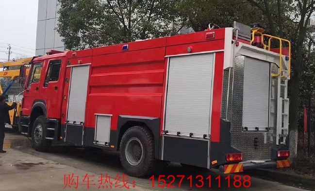湖北江南消防車產(chǎn)品實(shí)現(xiàn)行業(yè)全覆蓋