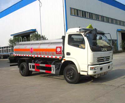 東風(fēng)多利卡流動(dòng)加油車(油罐車)